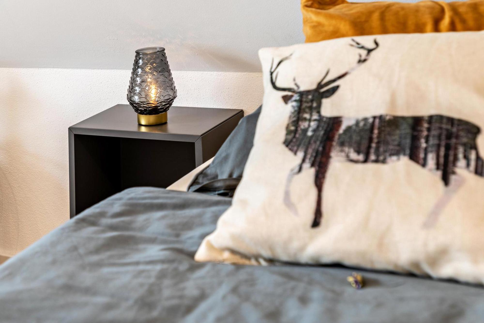 Studio 6 Parkside Apartments Γκούνζμπουργκ Εξωτερικό φωτογραφία